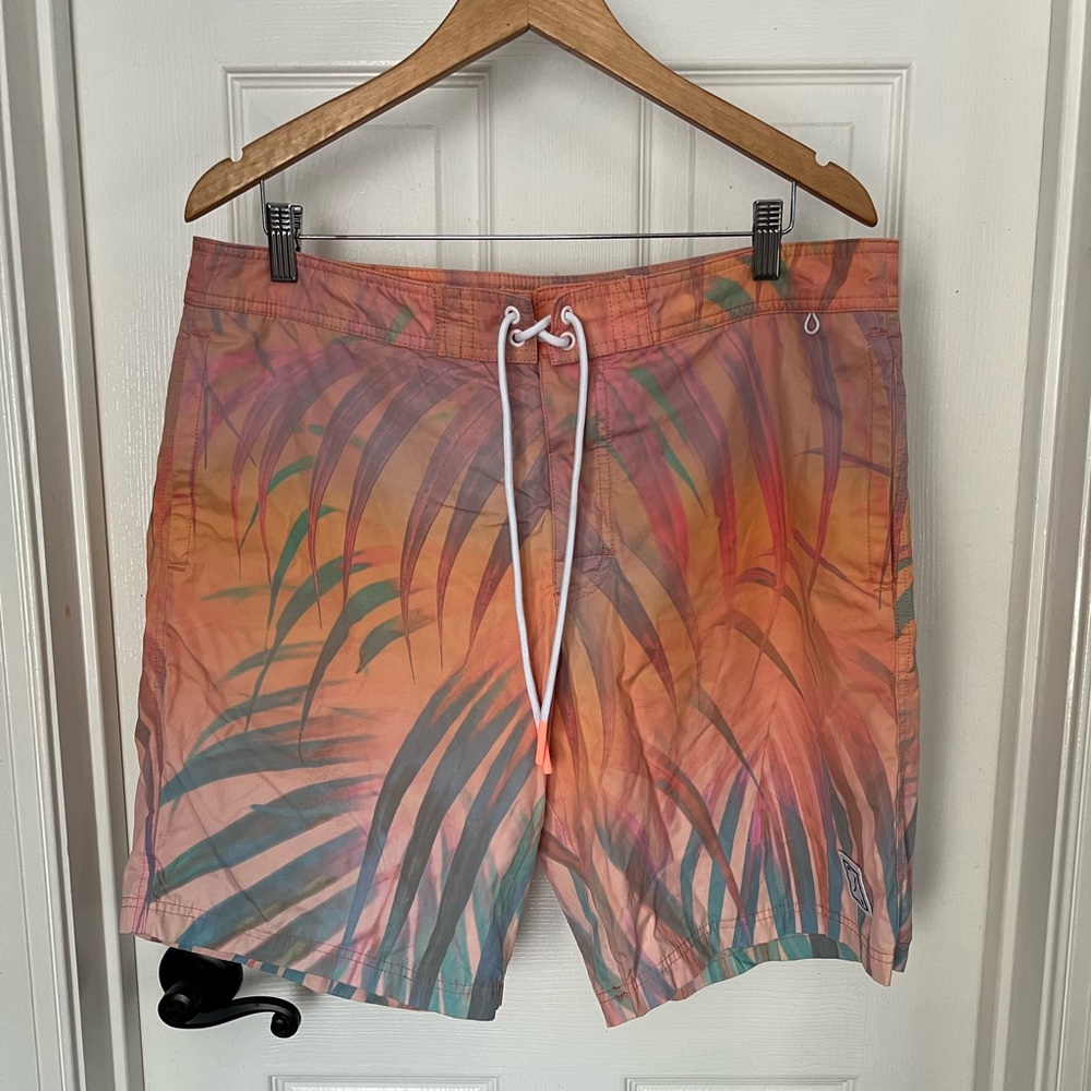 AE Men’s Board Shorts